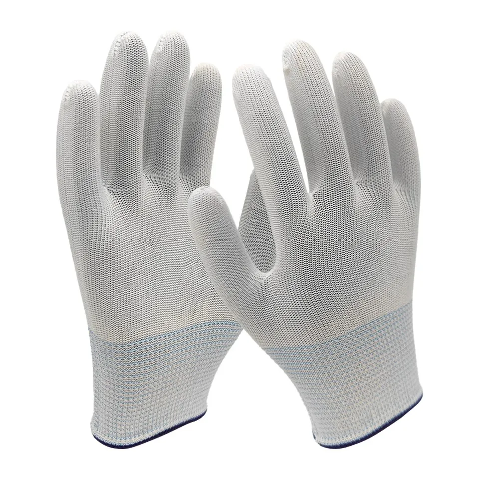 Thirteen Needle Knitted White Glove